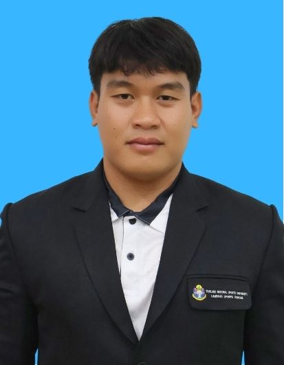 นายพีรวัส
